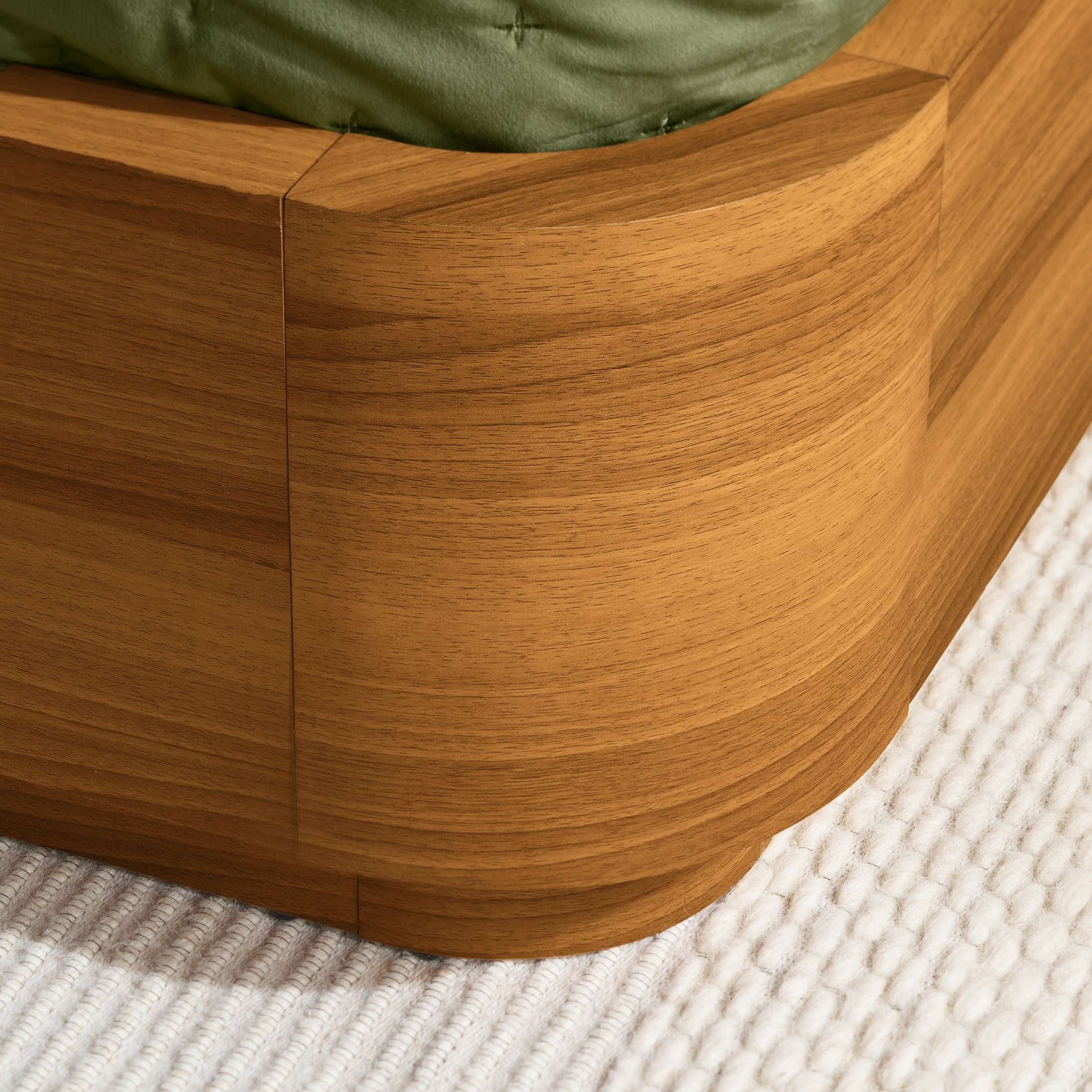Elegant Honey Brown Queen Curved Wood Platform Bed - Juliet Collection