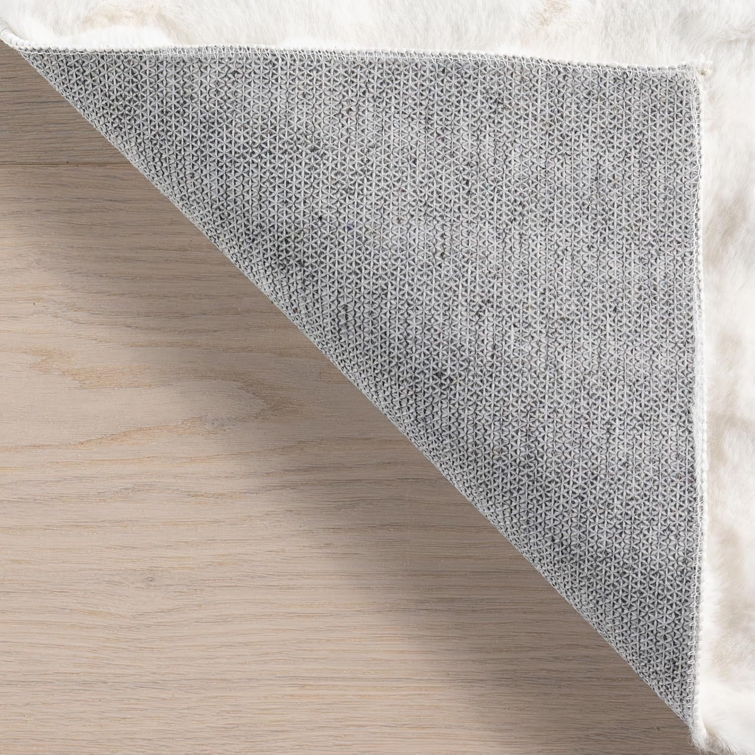 Cozy Plush Area Rug 7'6" x 9'6" - Machine Washable, Non-Slip Soft Fluffy Shag Carpet for Living Room, Bedroom, Kids Room, Nursery, Home Décor in Jeni White