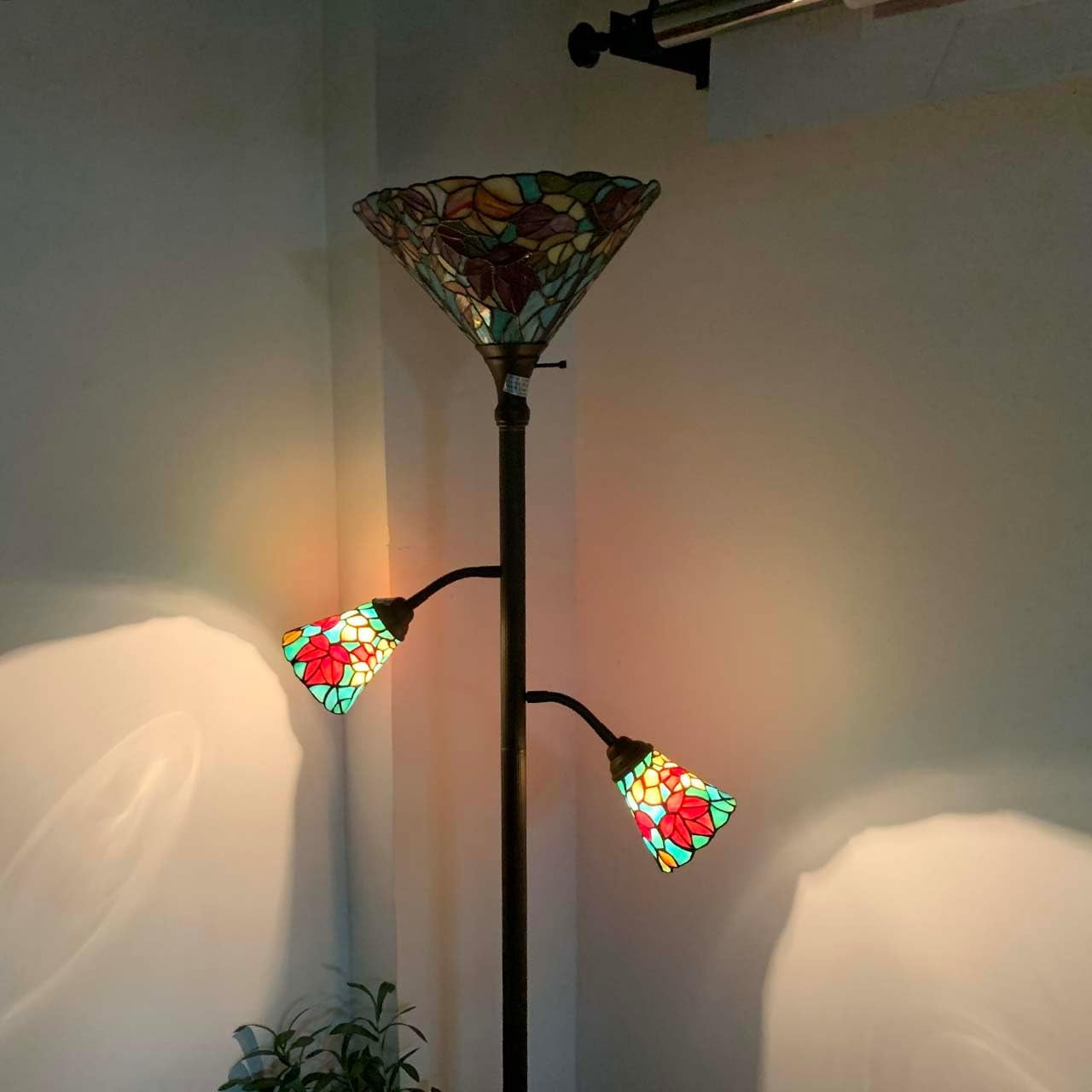 Maple Leaf Tiffany Style Stained Glass Torchiere Floor Lamp - 70-Inch Elegant Home Decor with Sidelights for Reading (Red)